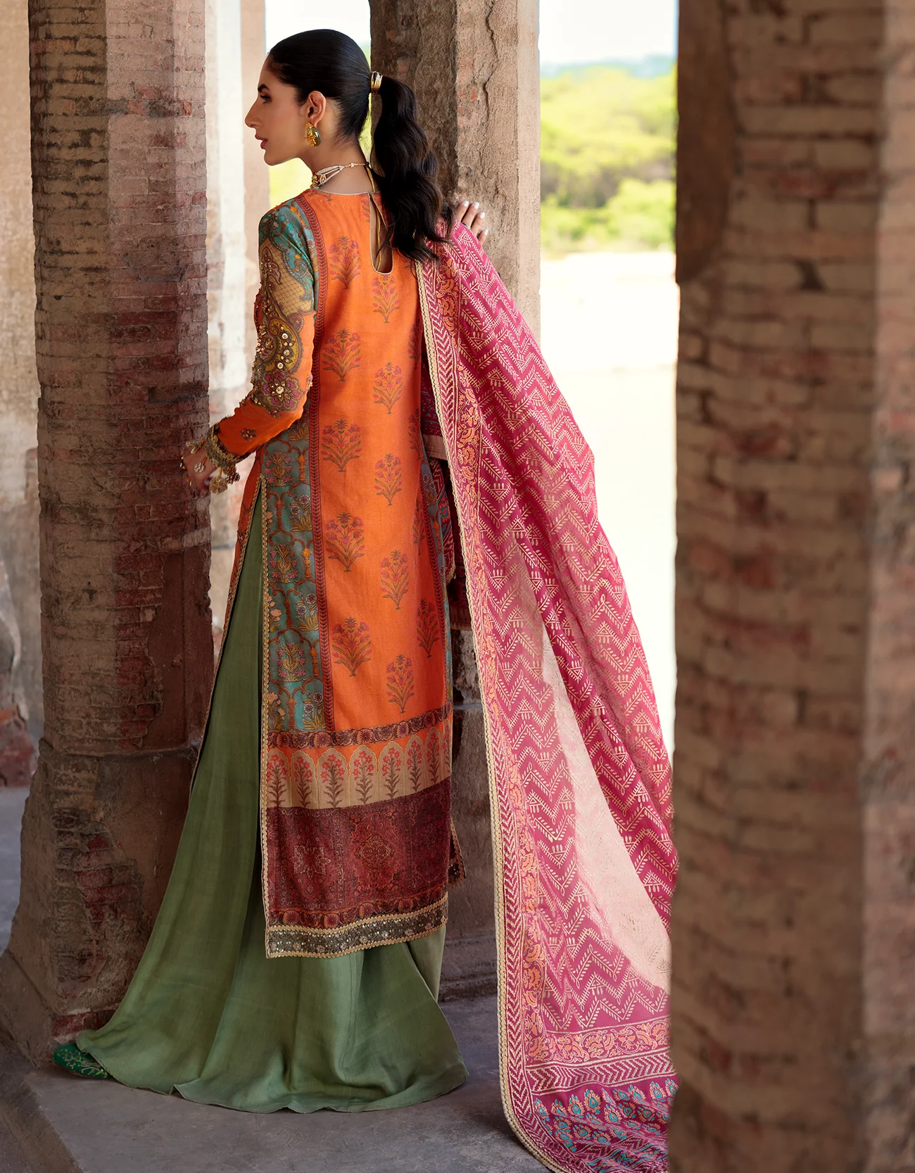 AL-09 - Image 2