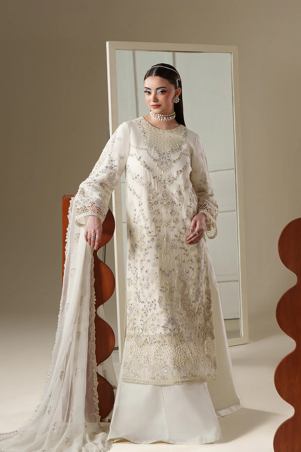 ELOSIE - Image 5