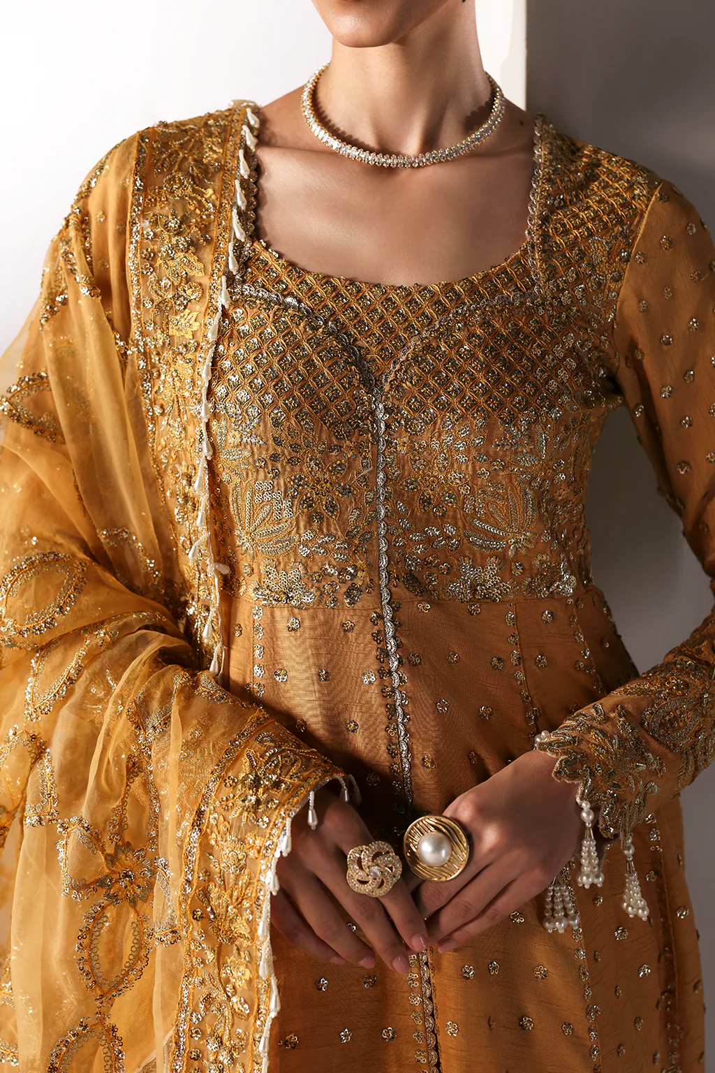 GOLDEN HOUR - Image 6
