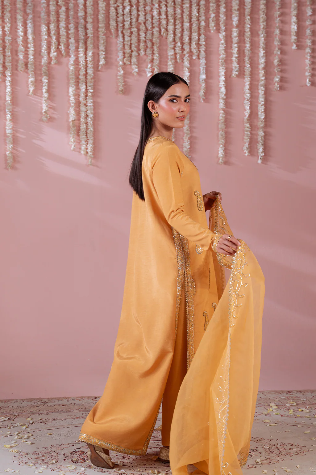 LAIBA - Image 6
