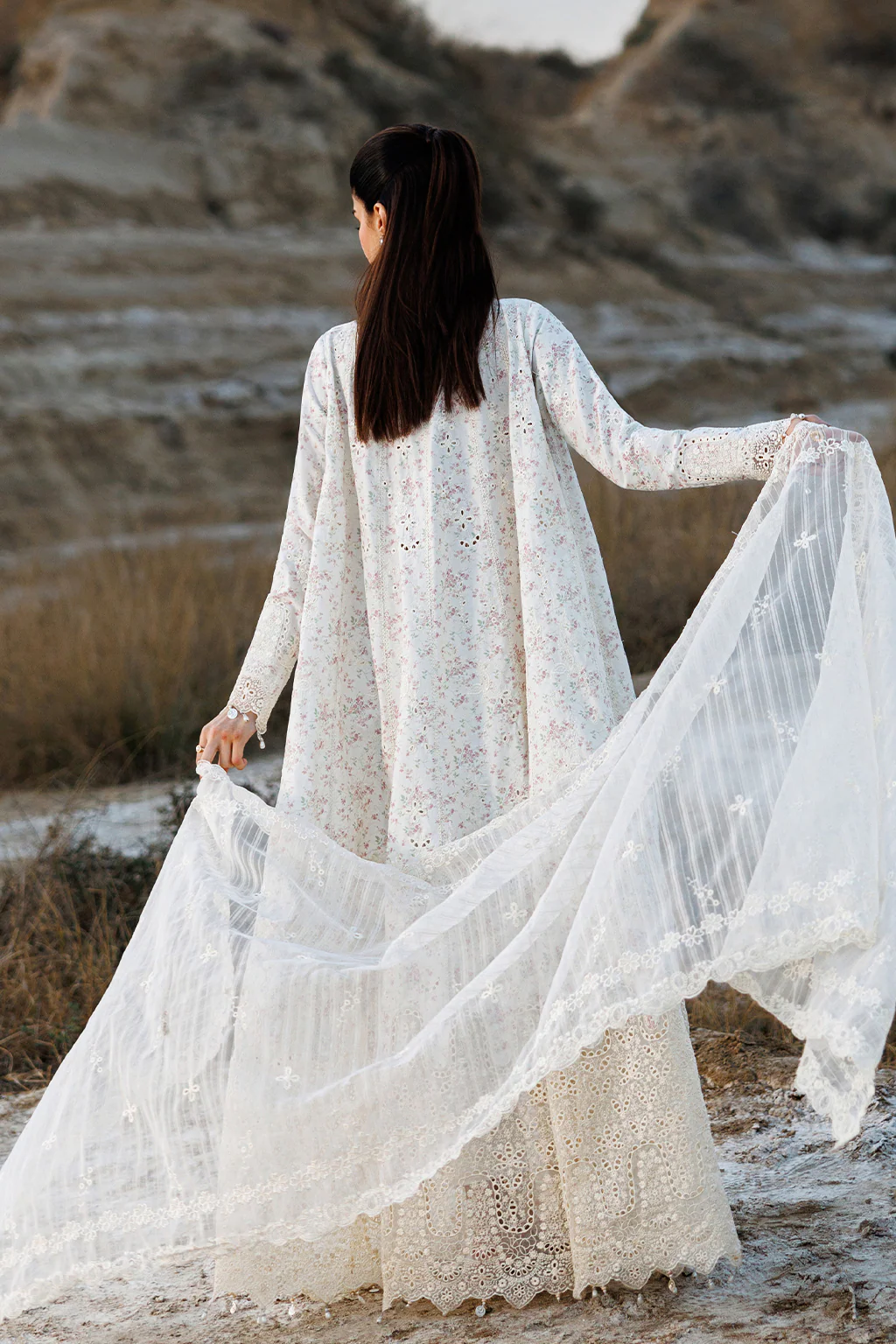 SUNKISSED - Image 6