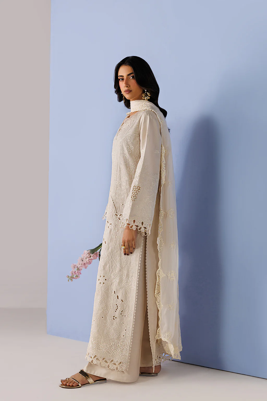 VEYRA - Image 3